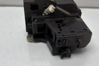 Serrure arriere droit RENAULT SCENIC 1