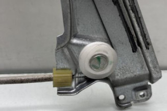 Leve vitre electrique avant droit RENAULT CLIO 3