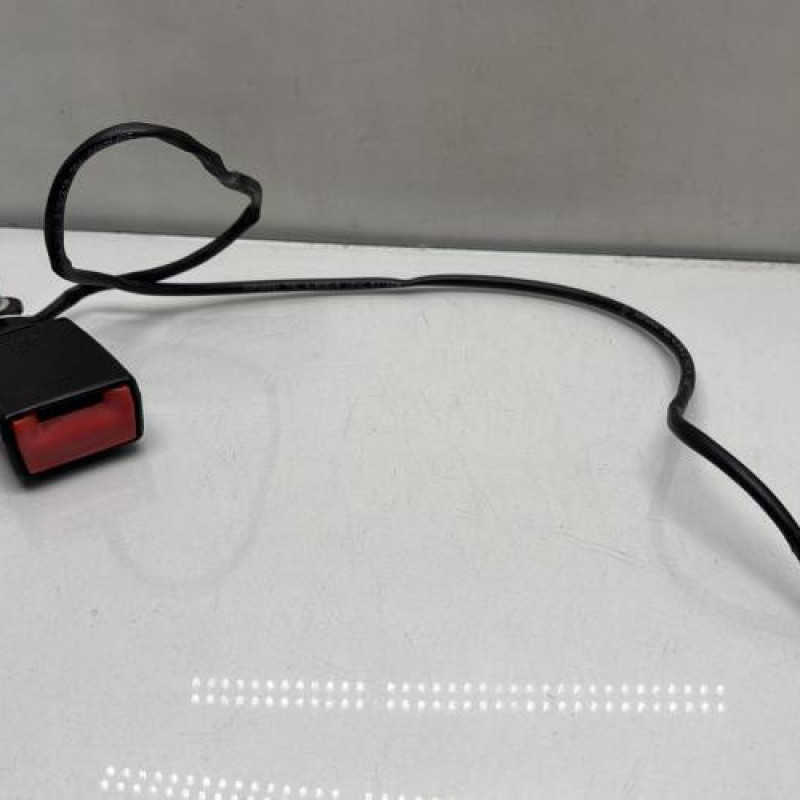 Attache ceinture avant droit FORD KA 2 Photo n°2