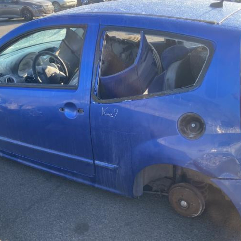 Feu arriere principal droit (feux) CITROEN C2 Photo n°8