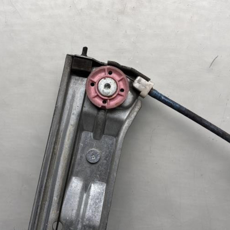 Leve vitre electrique avant droit PEUGEOT 208 1 Photo n°4