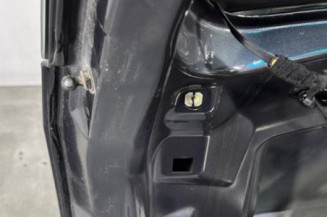 Malle/Hayon arriere FORD FUSION