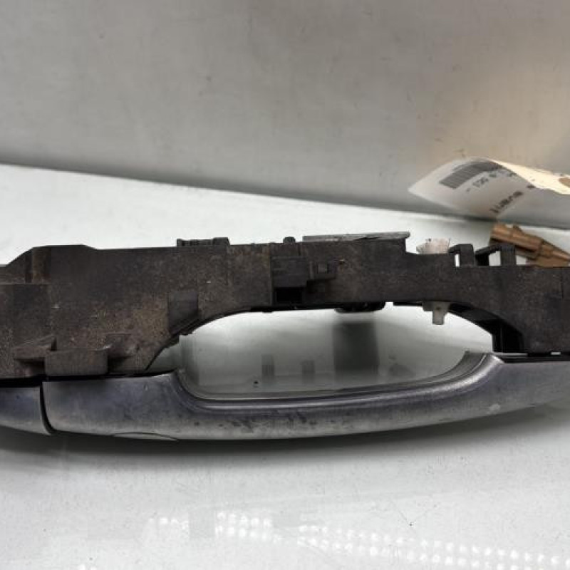 Poignee porte avant droit RENAULT SCENIC 2 Photo n°3