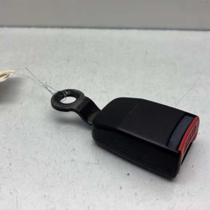 Attache ceinture arriere gauche RENAULT TWINGO 1 Photo n°1