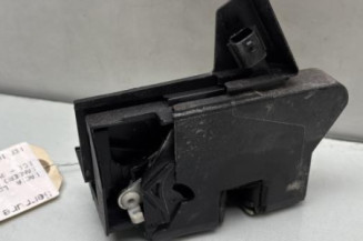 Serrure avant droit DACIA SANDERO 2