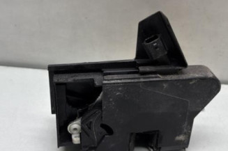 Serrure avant droit DACIA SANDERO 2