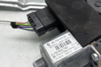 Leve vitre electrique avant gauche PEUGEOT 308 1