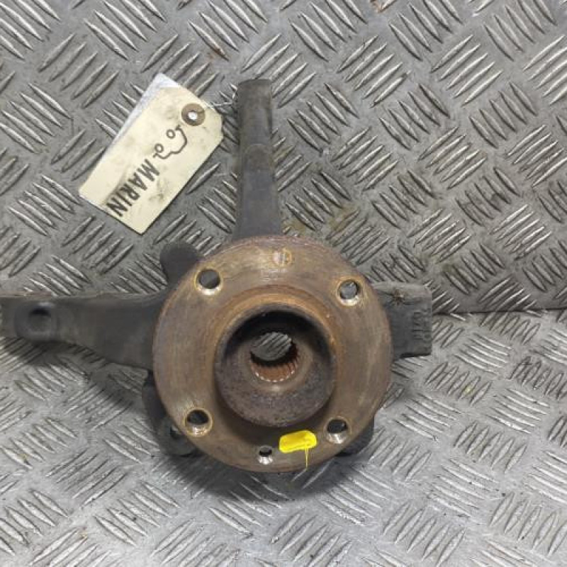 Pivot de moyeu avant gauche RENAULT KANGOO 2 Photo n°1