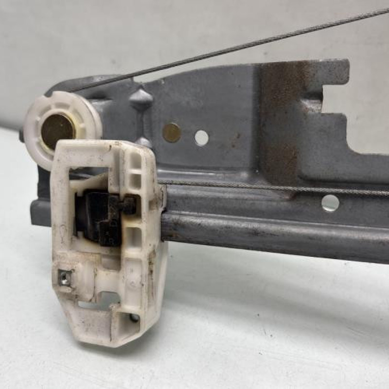 Leve vitre electrique arriere droit RENAULT SCENIC 2 Photo n°3