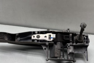 Poignee porte avant gauche PEUGEOT 208 1