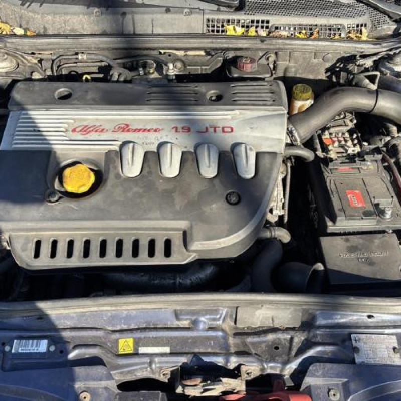 Leve vitre electrique avant gauche ALFA ROMEO 147 Photo n°7
