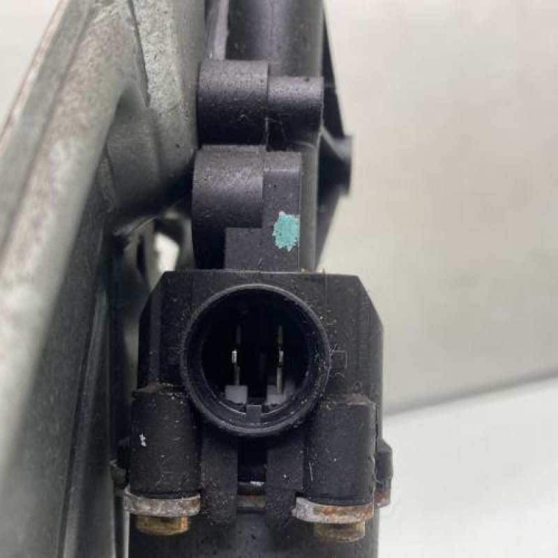 Leve vitre electrique avant gauche RENAULT TWINGO 1 Photo n°3