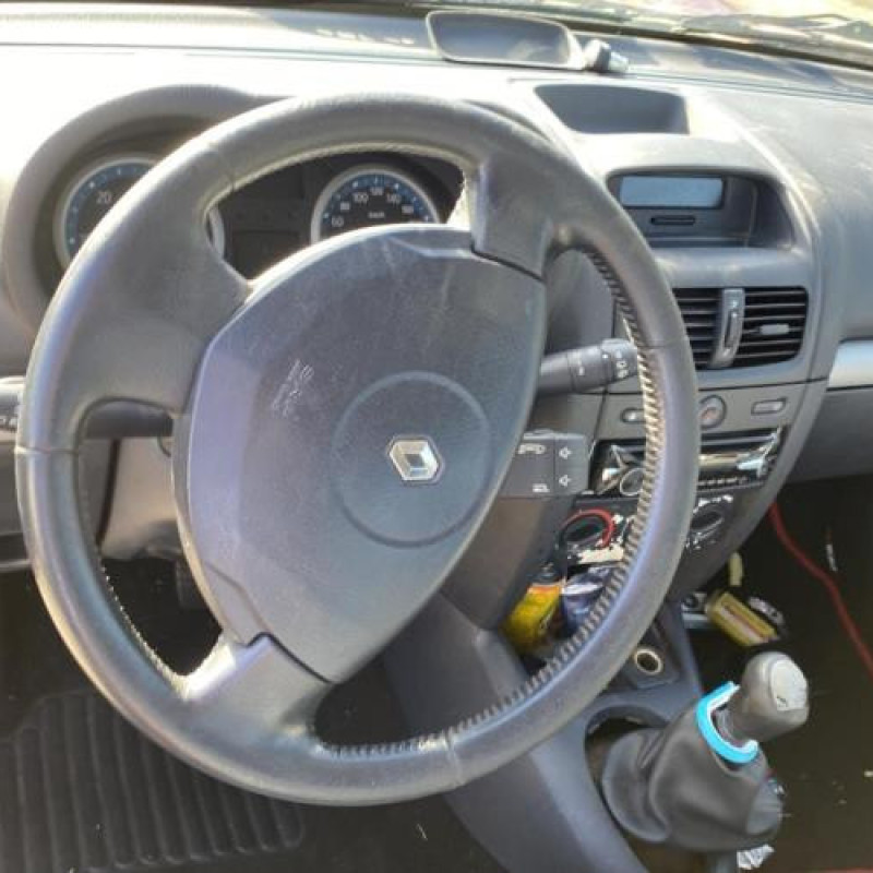 Feu arriere principal droit (feux) RENAULT CLIO 2 Photo n°20