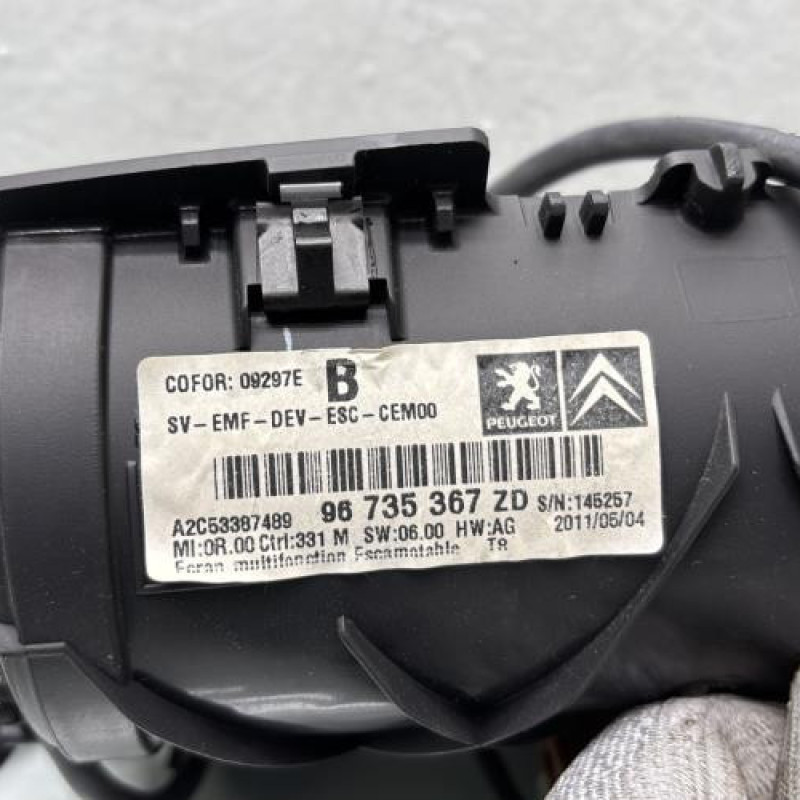 Ecran GPS PEUGEOT 5008 1 Photo n°5