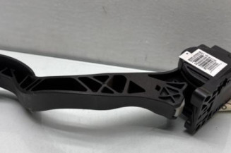 Pedale d'accelerateur PEUGEOT 5008 1