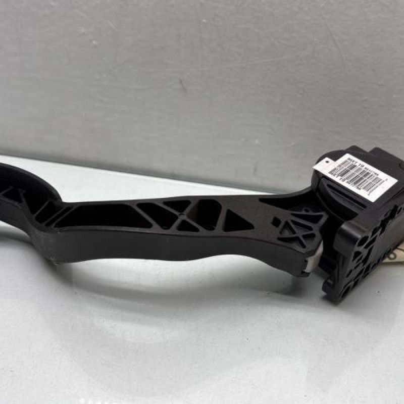 Pedale d'accelerateur PEUGEOT 5008 1 Photo n°4