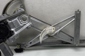 Leve vitre electrique avant gauche TOYOTA YARIS 1 Photo n°1