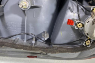 Feu arriere principal gauche (feux) TOYOTA YARIS 1