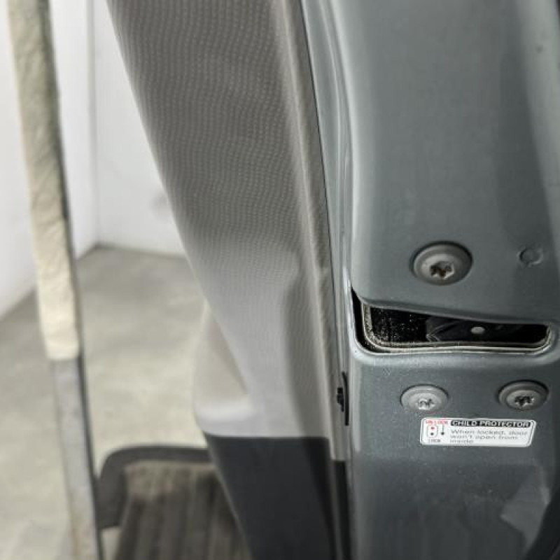 Porte arriere droit TOYOTA YARIS 2 Photo n°3