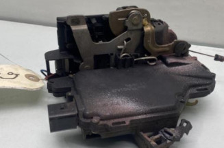 Serrure arriere droit SEAT LEON 1