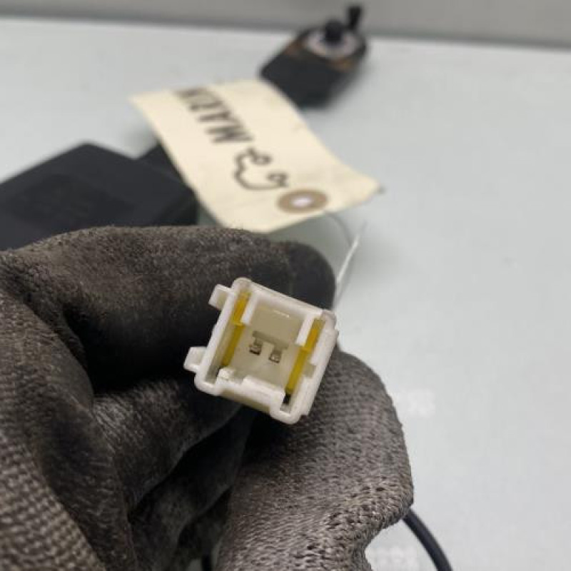 Attache ceinture avant gauche CITROEN C3 2 Photo n°4