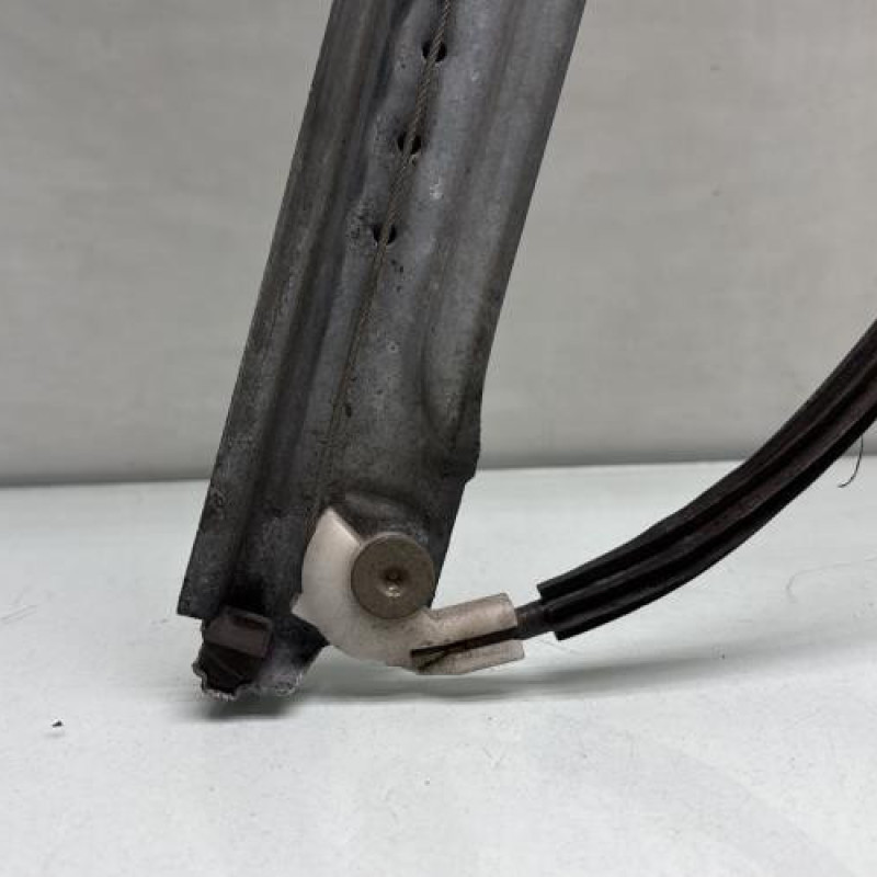 Leve vitre electrique avant gauche CITROEN XSARA PICASSO Photo n°5