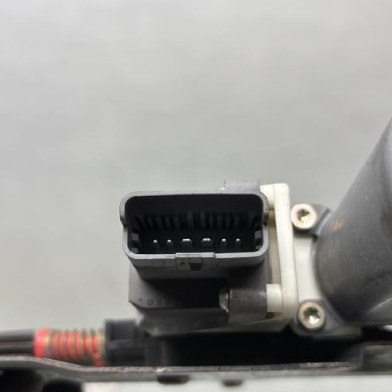 Leve vitre electrique avant gauche CITROEN XSARA PICASSO Photo n°8