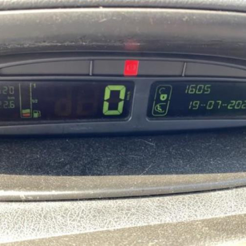 Feu arriere principal gauche (feux) CITROEN XSARA PICASSO Photo n°10