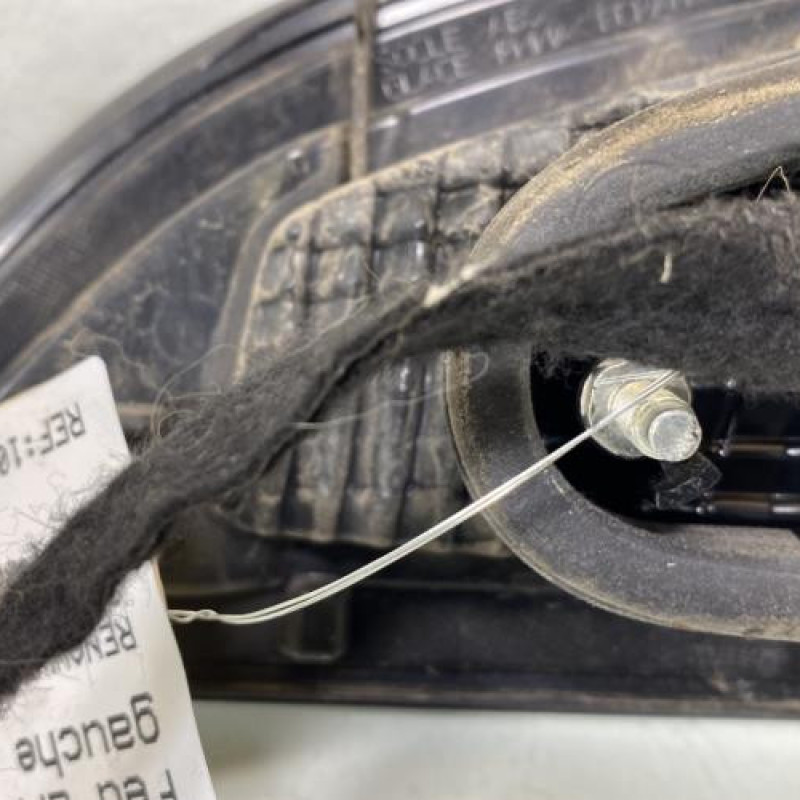 Feu arriere secondaire gauche (feux) RENAULT SCENIC 3 Photo n°4