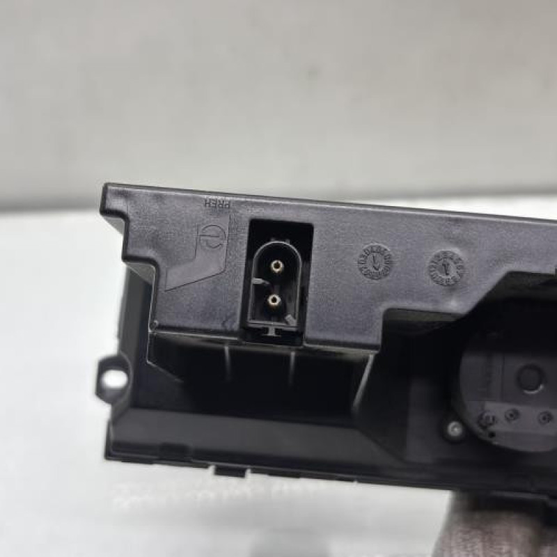 Commande chauffage BMW SERIE 5 E61 Photo n°4
