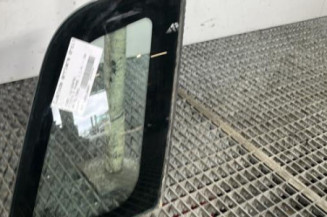 Custode arriere droit FORD FIESTA 5