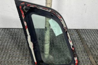 Custode arriere droit FORD FIESTA 5