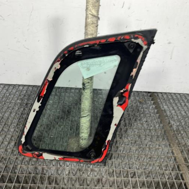 Custode arriere gauche FORD FIESTA 5 Photo n°4