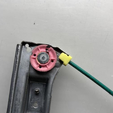 Leve vitre electrique avant gauche OPEL CORSA D