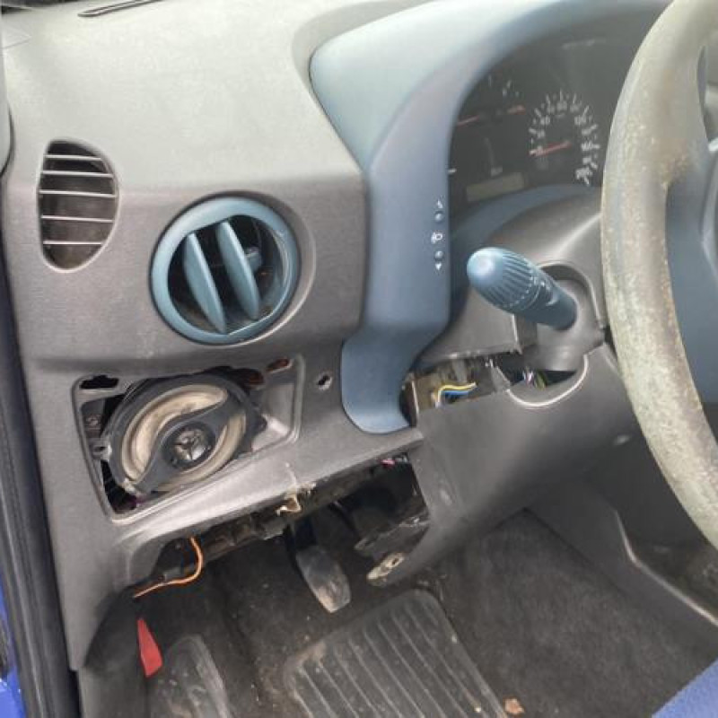 Leve vitre electrique avant gauche FIAT DOBLO 1 Photo n°13