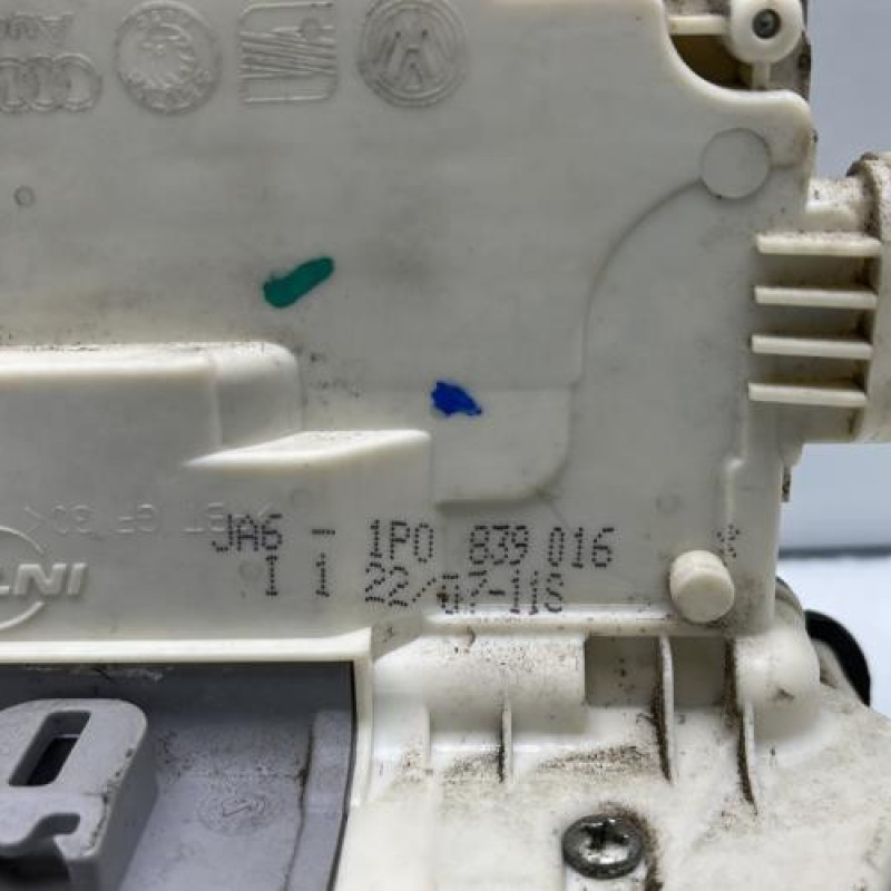 Serrure arriere droit SEAT LEON 2 Photo n°2