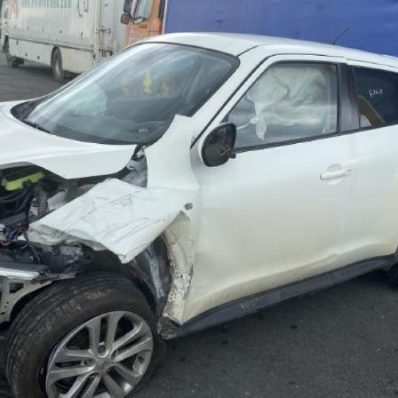 Attache ceinture avant gauche NISSAN JUKE 1 Photo n°19
