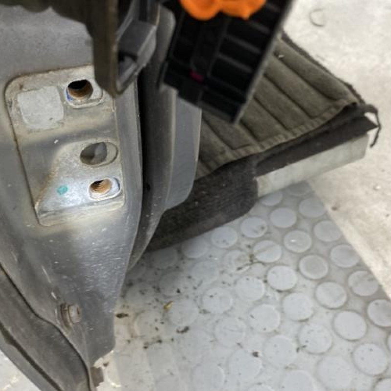 Porte avant droit VOLKSWAGEN JETTA 3 Photo n°5