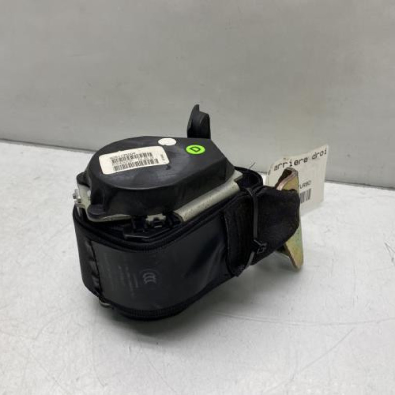 Ceinture arriere droit VOLKSWAGEN JETTA 3 Photo n°4