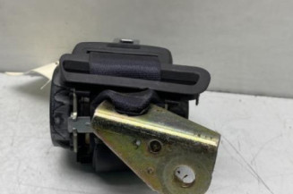 Ceinture arriere gauche VOLKSWAGEN JETTA 3