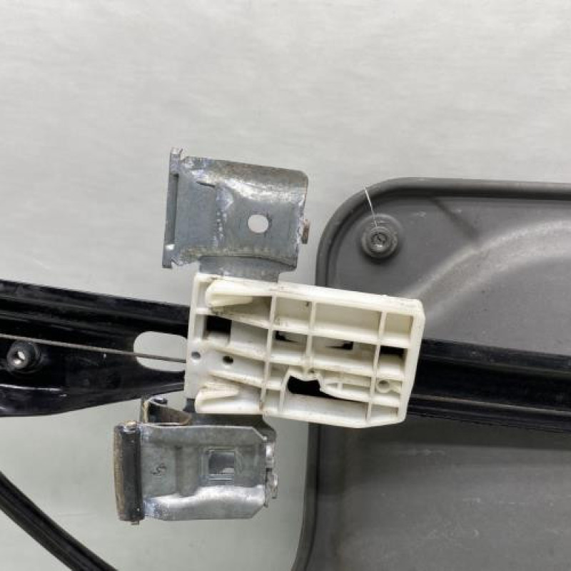 Leve vitre electrique avant gauche SKODA FABIA 2 Photo n°6