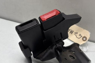Attache ceinture arriere gauche RENAULT CLIO 3 Photo n°1