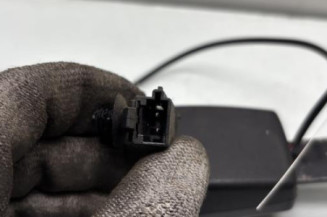 Attache ceinture avant gauche RENAULT CLIO 3