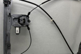 Leve vitre electrique avant gauche RENAULT CLIO 3 Photo n°1