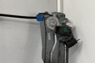 Leve vitre electrique avant gauche RENAULT CLIO 3