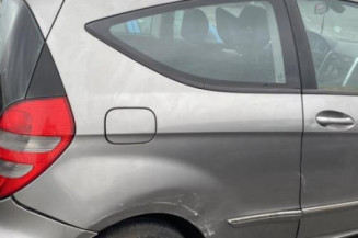 Condenseur de clim MERCEDES CLASSE A 169 Photo n°1