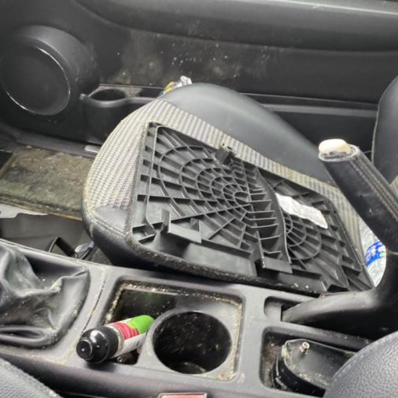 Condenseur de clim MERCEDES CLASSE A 169 Photo n°17