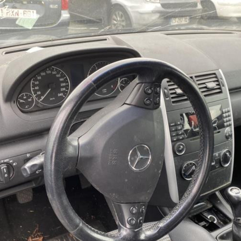 Cremaillere assistee MERCEDES CLASSE A 169 Photo n°8