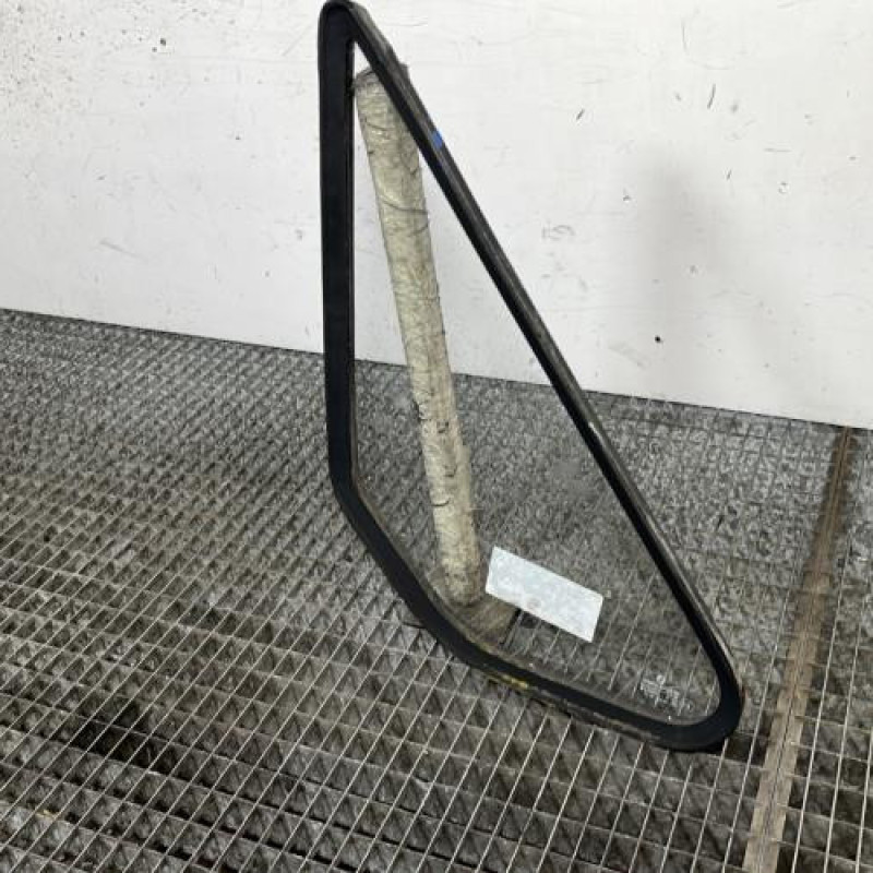 Custode avant droit (porte) RENAULT MASTER 1 Photo n°3