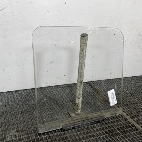 Vitre avant droit RENAULT MASTER 1